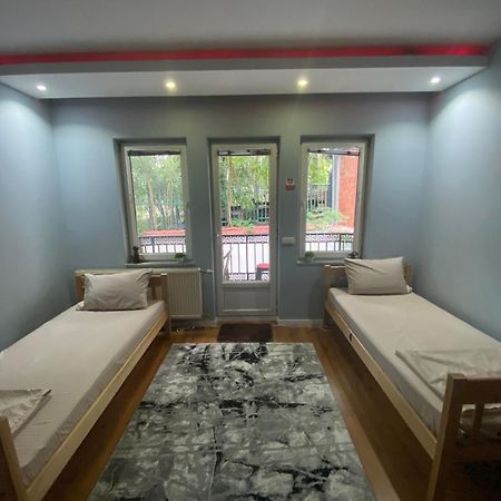 פרישטינה City Park Hostel מראה חיצוני תמונה