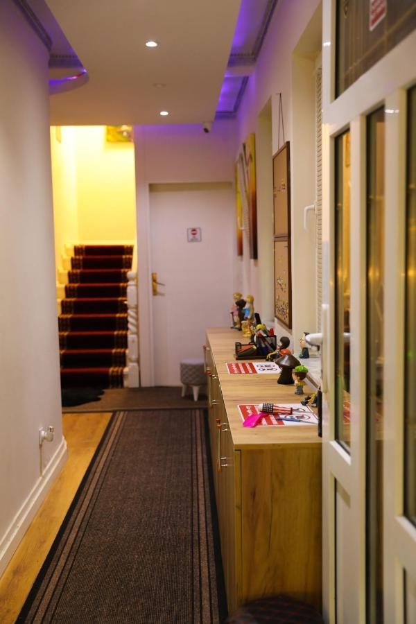 פרישטינה City Park Hostel מראה חיצוני תמונה