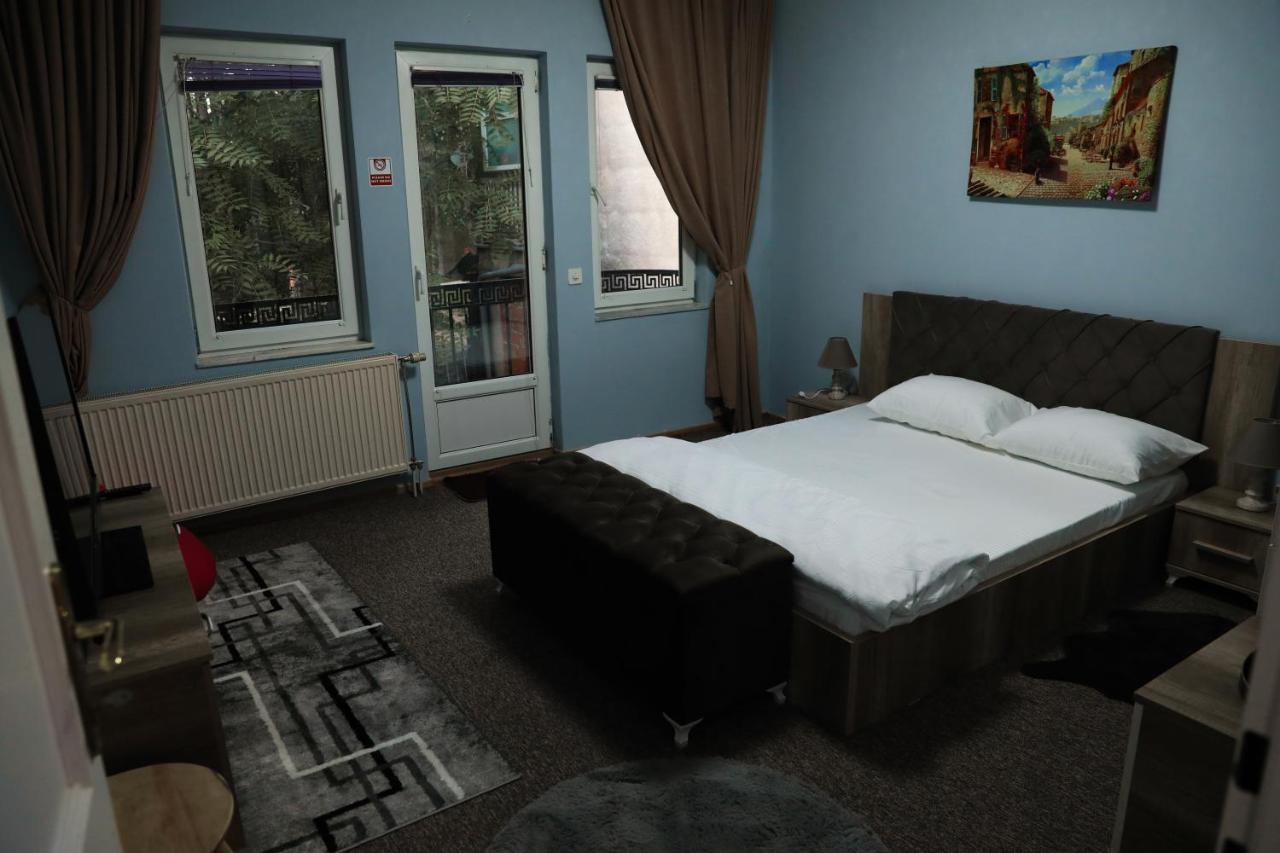פרישטינה City Park Hostel מראה חיצוני תמונה