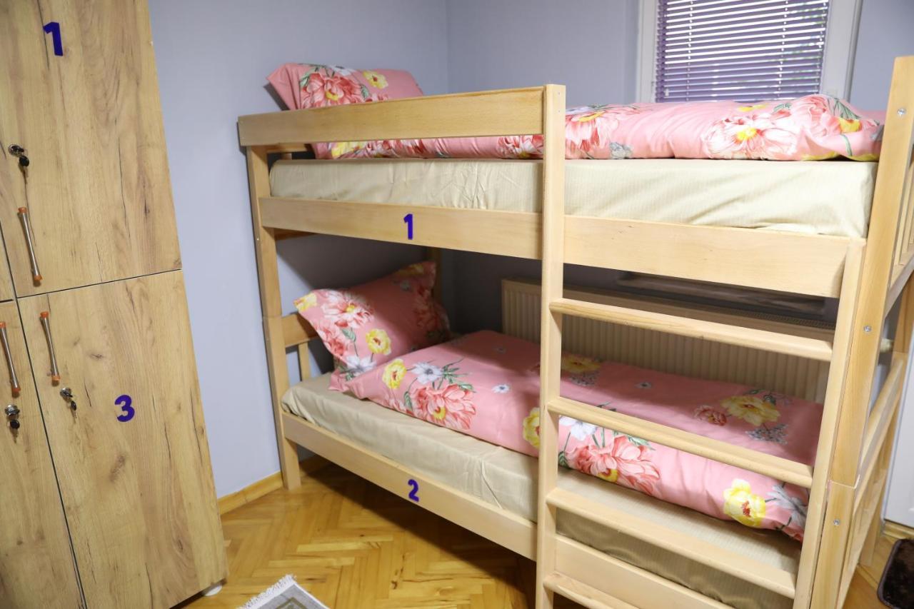 פרישטינה City Park Hostel מראה חיצוני תמונה